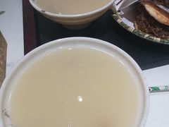 荷叶粥-穆得·老周家牛肉烧饼(普利街店)