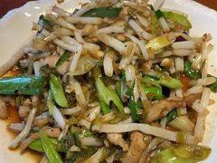 -魏铭鱼头捞饭(晋阳路店)