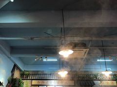 -马路边边串串香(涑河南街店)