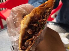 奶酪香脆牛肉灌饼-宅恩特披萨(百汇城店)