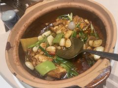 -八府香鸭·啫啫煲(华山路店)