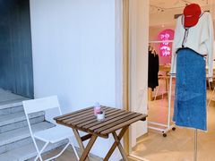 门面-nana showroom娜娜家服装店