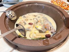 -鲜念蒸汽石锅鱼(红山6979店)