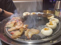 -围炉肉舍•炭烤活鳗•丹东海鲜烤肉(步行街店)