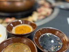 -阿山卓·野生菌火锅·纳西火塘烤肉