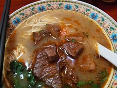 -金杨拉面王小吃面馆·牛三宝面·红烧牛肉粉