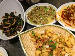 -万重锦·人文川菜馆(骡马市店)