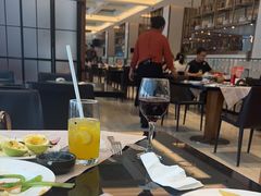 -东方红海鲜百汇(国际大厦店)