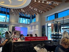 -lululemon(比斯特购物村店)