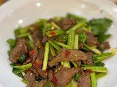 -老唐三下锅 ·张家界地标美食(溪布街店)