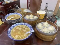 -苏亦铭馄饨店(凤凰西街店)