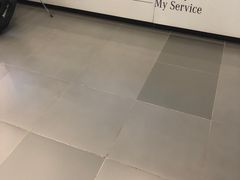 -天津波士信达奔驰4S店(卫津南路店)