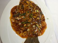 葱烧武昌鱼-黄鹤楼湖北特色菜(高碑店)