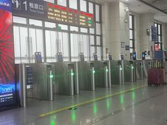 -岳阳东站