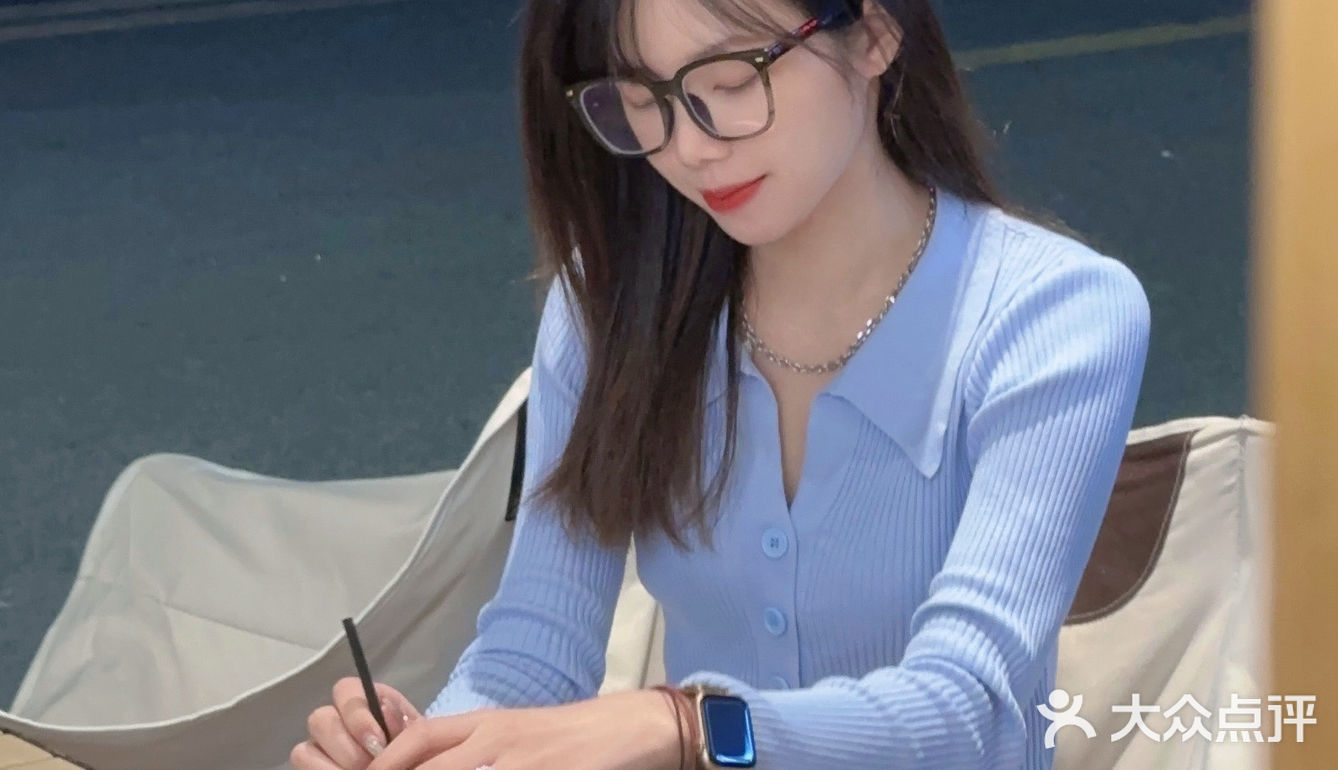 新店报报☕️转弯角那抹绿 原来是熟悉的咖啡店