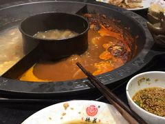 -重庆德庄火锅(体育中心店)