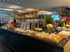 -圣丰索菲特·2 On 988 Café 自助餐厅