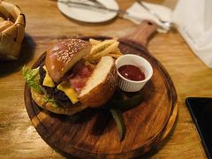 -羽深肉铺 Steak & Wine