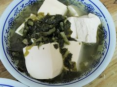 雪里红炖豆腐-盛京美食佳坛肉馆(沈阳总店)