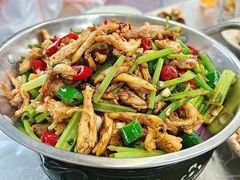 干锅手撕鸡-小民大排档(光谷店)