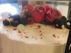 -小苍兰风铃草·礼物蛋糕(沈阳店)