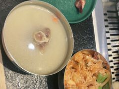 -臻牛烤肉