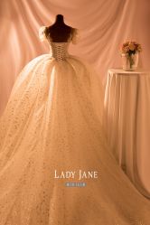 点击看大图 -Lady Jane高端婚纱礼服馆