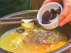 -良米山·云南野生菌过桥米线(上海首店)