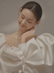 -至臻微拉婚纱摄影