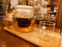 -C.Y Cafe