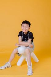 -小熊维尼高端儿童摄影(福田新洲店)
