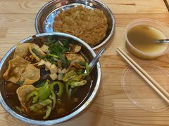 -柳州肥姨妈大骨螺蛳粉(东靖路店)