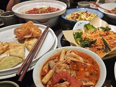 -叶芭蕉·铜锅酸汤牛肉(高铁吾悦店)