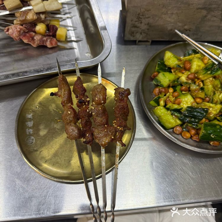 万通里的烧烤摊🍖