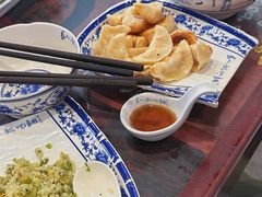 -长人馄饨铺(解放街店)