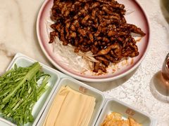 薄脆京酱肉丝-小吊梨汤·北京菜·烤鸭(清河万象汇店)
