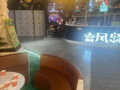 -暴风岛沉浸式体验馆(百联世纪店)