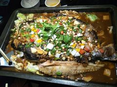 -叹鱼风尚烤鱼餐厅