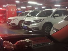 -欧尚超市苏州店停车场(金鸡湖路店)