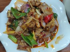 酱爆牛蛙-胡子饮食店