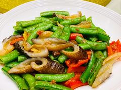 彩椒蜜豆爆海参-广东胜利宾馆西关粤中餐厅