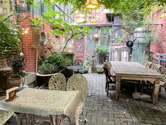 -古董花园(思南路42弄小区店)