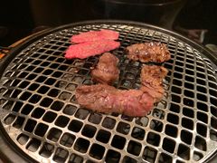 -焼肉まんぐう