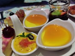 -亚洲国际大酒店·云顶阁旋转自助餐厅