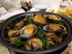 -芳村榕树头叹佬鸡煲(体育西店)