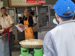 -眼镜粑粑