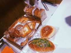 -巴黎贝甜(大宁国际商业广场店)