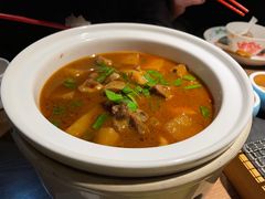 土豆栗子炖牛腩-老头儿油爆虾(金鹰世界店)