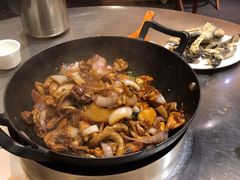 -胡须佬鸡煲四季火锅店(石厦西村直营店)