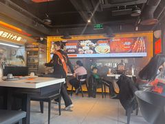 -鸣记脆皮烤鱼(三八广场店)